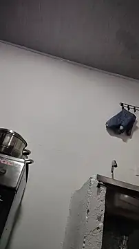 Elowyn online show from February 1, 6:28 pm