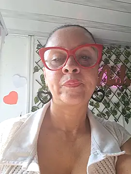 Amadamilf1980 online show from September 26, 1:31 pm