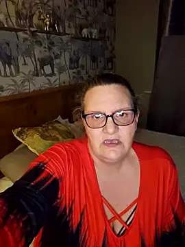 MissQueenBeex online show from April 4, 8:07 pm