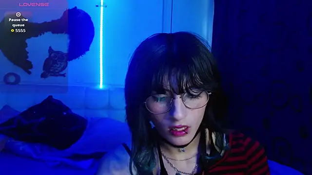 goth minerva online show from September 23, 1:53 pm