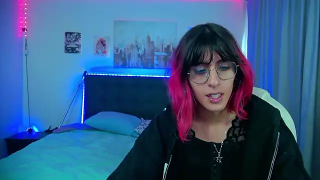 goth minerva online show from February 23, 1:43 pm