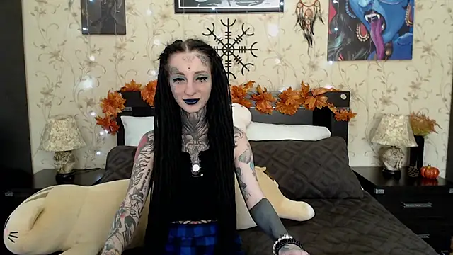 Velvetbat online show from October 3, 8:08 am