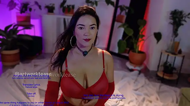 Artworktease online show from October 3, 8:58 pm