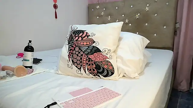 sofia8428 online show from March 30, 12:21 am