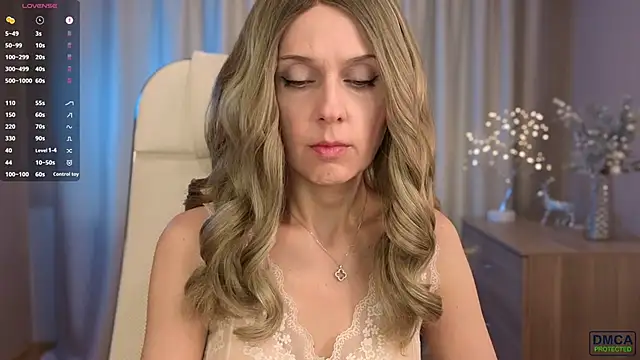 mis seductive online show from April 4, 12:37 pm