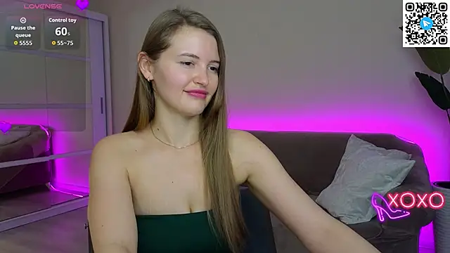 TesssaHart online show from November 15, 4:19 pm