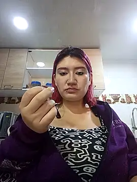 Cerecitaa02  online show from March 6, 11:00 pm