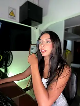 ImAshley1 online show from September 13, 1:02 am