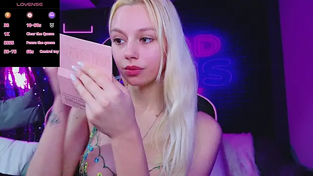 AlessiaCroft online show from January 10, 5:34 am