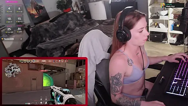 Horny Makima online show from September 17, 9:51 am