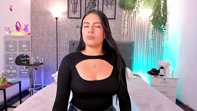 mialeia01 online show from February 28, 9:36 pm