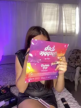 Mia  Gray online show from November 7, 6:46 pm