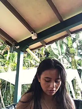 Lunaluxe1001 online show from February 24, 2:05 pm