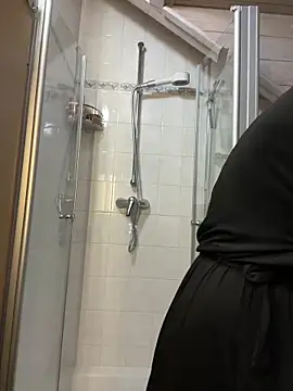 LucyLingerie78 online show from October 5, 6:35 pm