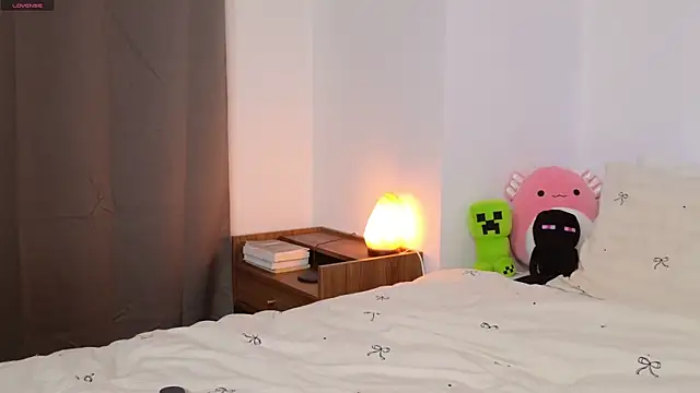 SabrinaRosed online show from October 4, 4:33 pm