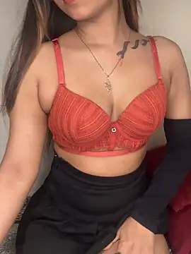 Scarlett 1819 online show from March 17, 5:50 pm