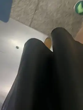 xiaoyuan01 online show from April 7, 3:52 am