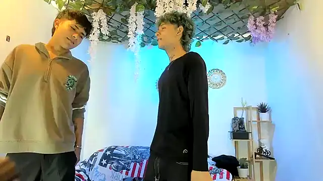 Bastian boyshot77 online show from November 8, 7:30 pm