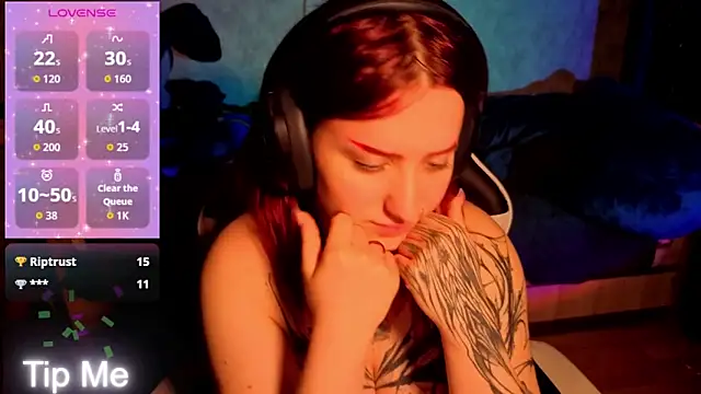 Mini Lady1 online show from April 17, 9:50 pm