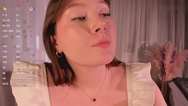 Ash Hasmy online show from January 31, 7:45 pm