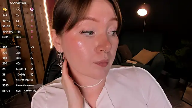 Ash Hasmy online show from October 1, 12:32 pm