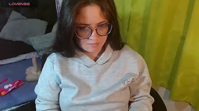 KrystalAdams online show from November 14, 1:55 pm