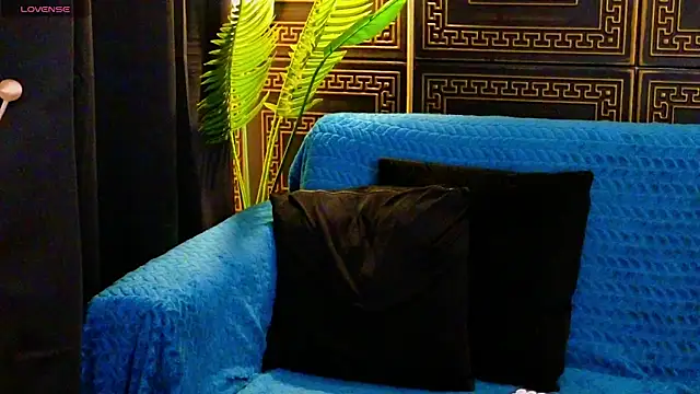 Aelorya online show from January 10, 6:12 pm