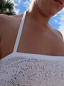 sweetsirenn online show from November 5, 2:55 pm