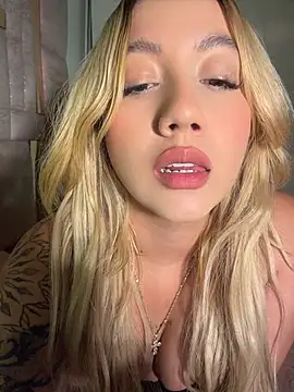 Becca Johnson u online show from April 8, 2:57 am