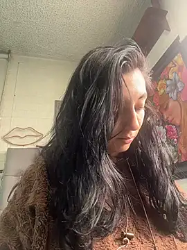 SALOME KORLAND online show from December 2, 1:35 pm