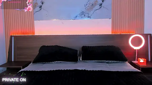 samanthaa moon online show from March 10, 12:47 am