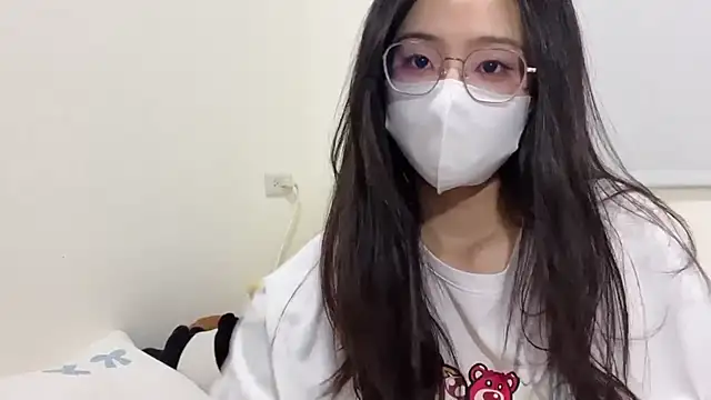 LHeart online show from September 23, 4:38 pm