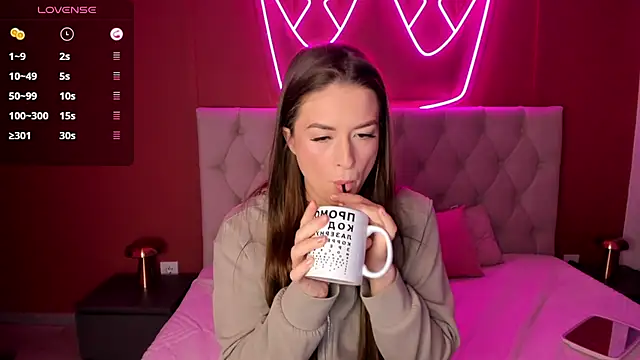 StacyWells online show from October 14, 2:25 am