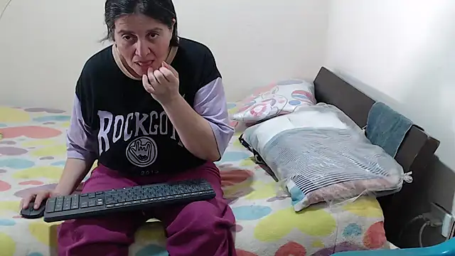 jade noah  online show from November 25, 3:03 pm