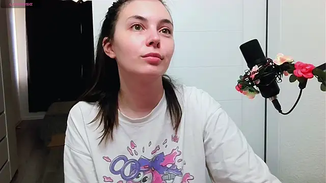 peachyness online show from June 10, 4:49 pm