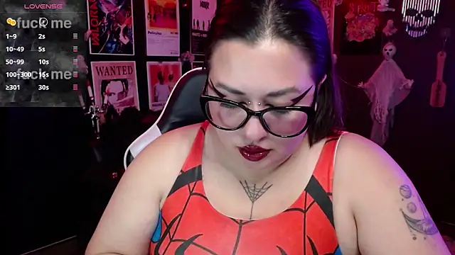 Ravendark  online show from October 22, 8:25 pm