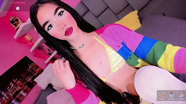 ShantyMillan online show from October 26, 1:28 pm