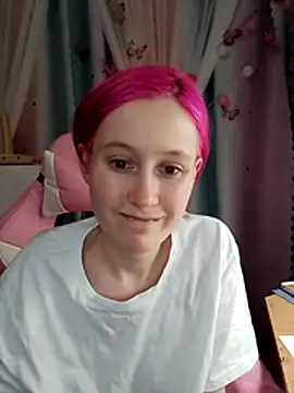 Fuzzy Unicorn online show from October 16, 6:43 pm