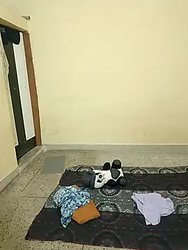 Geeta-satr online show from April 18, 8:20 pm