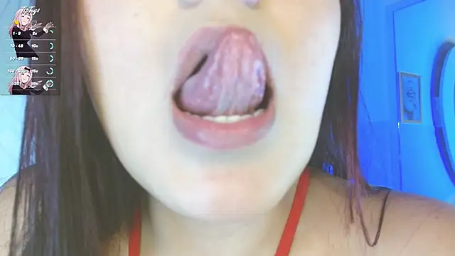 agathacollinz online show from November 15, 3:35 pm