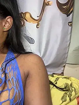 DiamanteNegro- online show from February 13, 1:40 am