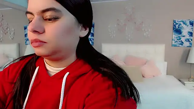 maddissonivanova online show from April 5, 7:24 pm