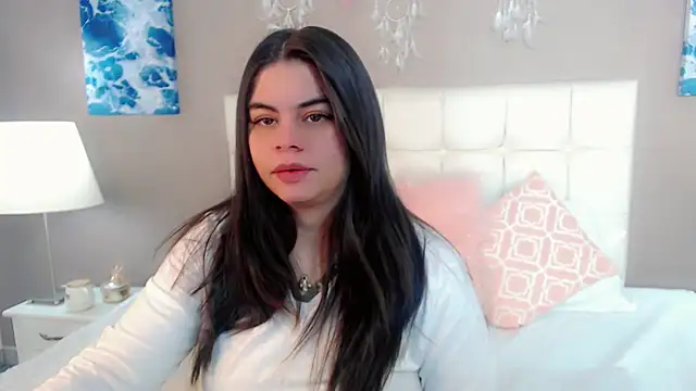 maddissonivanova online show from February 23, 7:13 pm