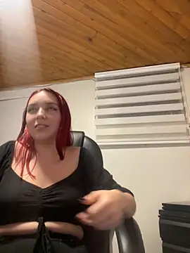 Karen18 boobs online show from September 12, 3:29 am