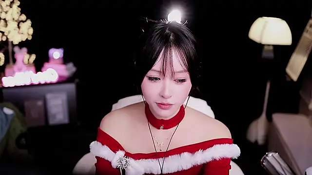 coward by online show from February 8, 11:47 am