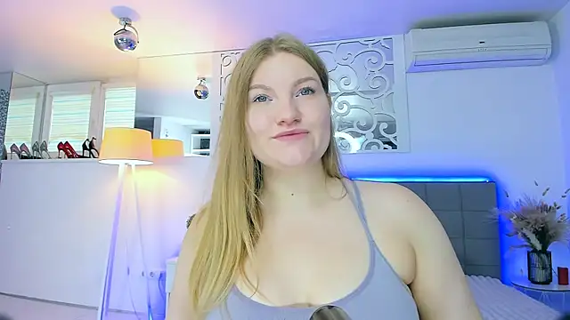 AshleyJoness online show from October 16, 5:43 am