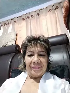 OliviaMorris1 online show from June 2, 11:33 am