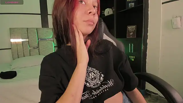 CleoWhite online show from January 11, 9:20 pm