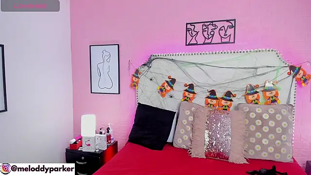 Meloddy Parkerr  online show from October 31, 4:47 am