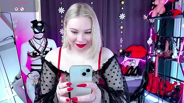 Anna Maxwell online show from March 31, 2:00 am